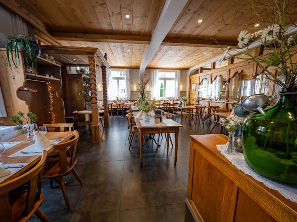 Restaurant Gasthof und Metzgerei zum Löwen AG à Aarberg, Suisse