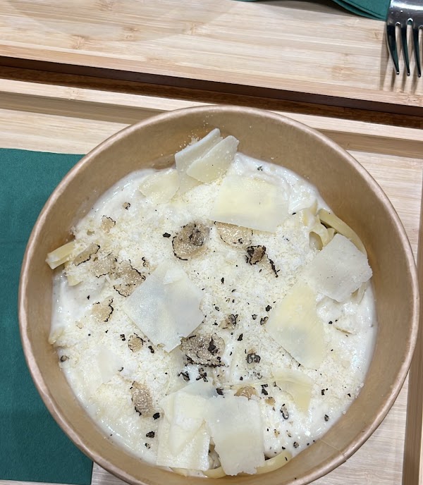 Restaurant Giu & Co – Bar à pâtes à Illkirch-Graffenstaden, France