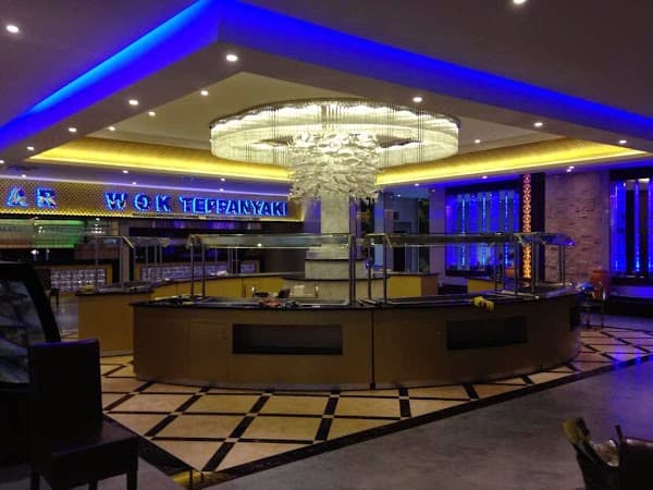 Restaurant Happy Wok à Manage, Belgique