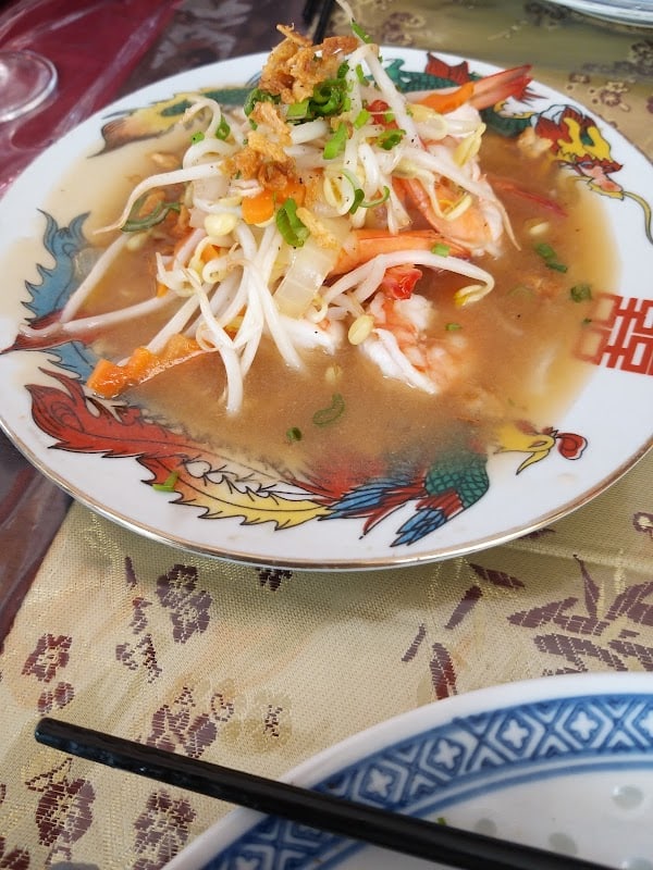 Restaurant Hong Linh à Rodez, France