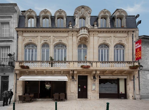Restaurant Hostellerie Du Coq D’Or à Jonzac, France