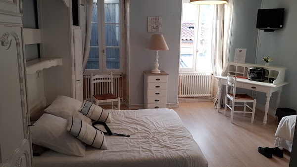 Restaurant Hôtel Les Thermes à Jonzac, France