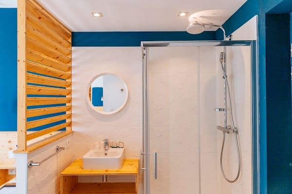 Hotel Restaurant Café Miramar à Le Grau-du-Roi, France