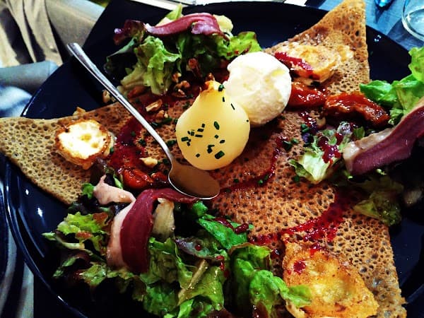 Hôtel Restaurant Eugénie à Pontorson, France