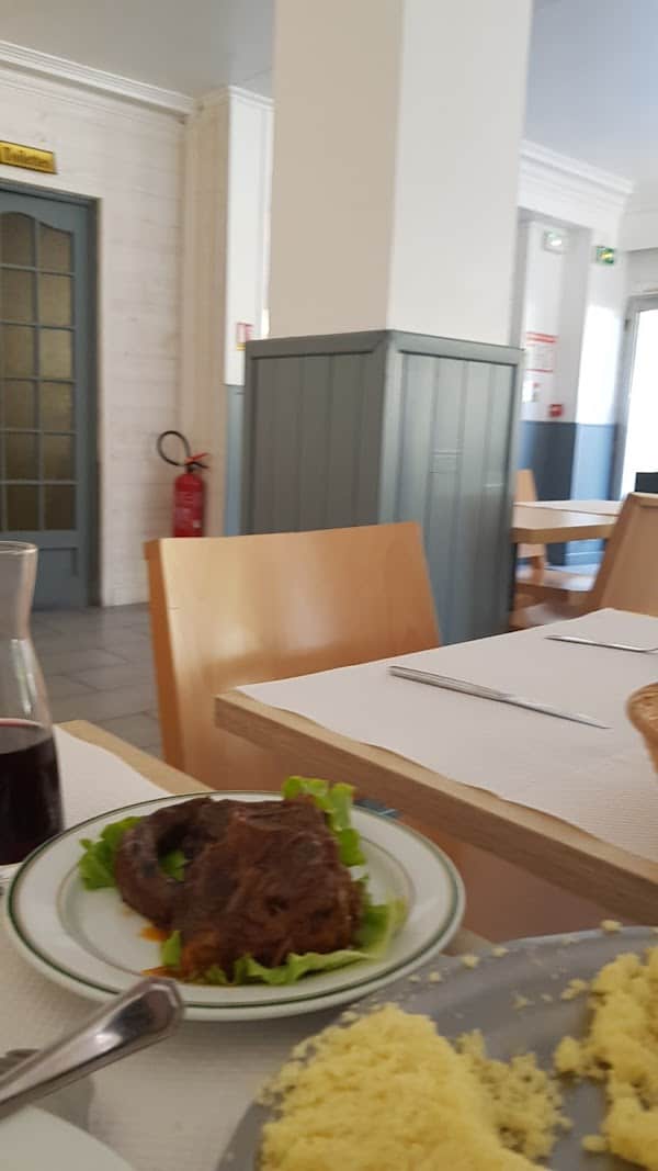 Hotel Restaurant le Bienvenu à Pantin, France