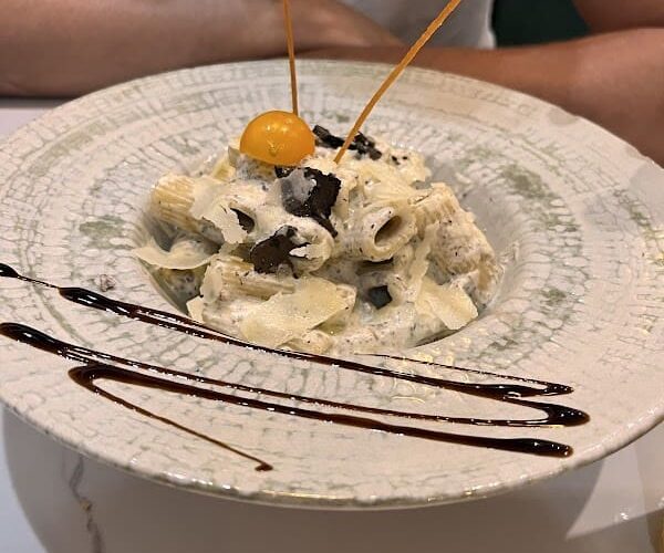 Restaurant Italian Cantine à Bobigny, France