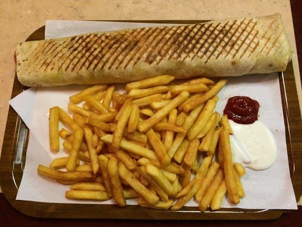 Restaurant Kapados à Romilly-sur-Seine, France