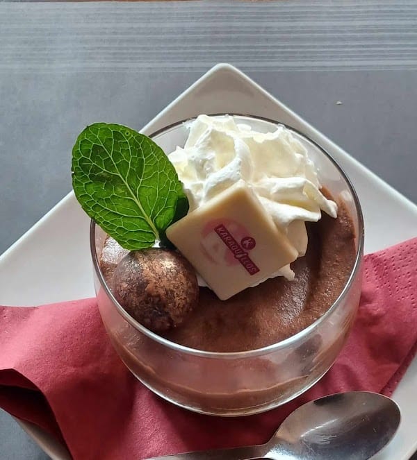 Karaquillos restaurant et bowling à Étalle, Belgique