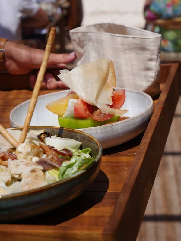 Karma Beach Bandol – Plage privée, Restaurant à Bandol, France