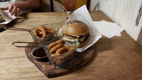 Restaurant Kev’Burger à Virton, Belgique