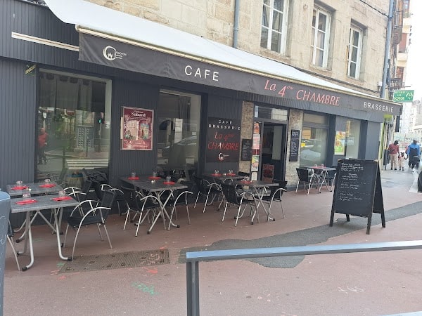 Restaurant La 4ème chambre à Saint-Étienne, France