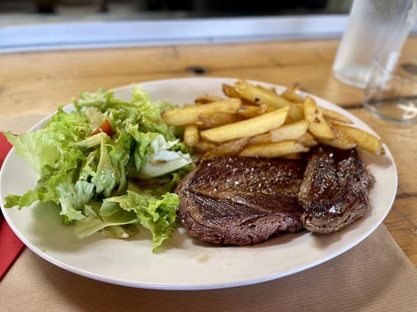 Restaurant La base gourmande à Narbonne, France
