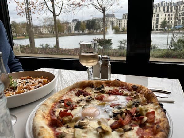 Restaurant La Bella Vita_Clamar à Clamart, France