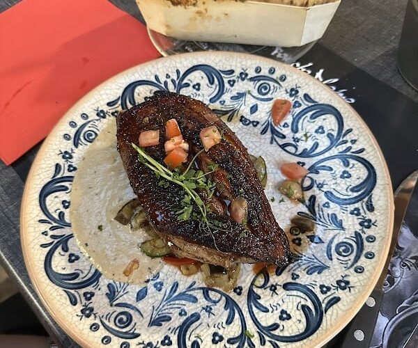 Restaurant La Bouche Pleine à Saint-Étienne, France