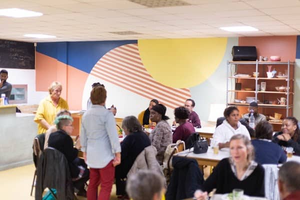 Restaurant La Cantine Pas Si Loin – Artagon à Pantin, France