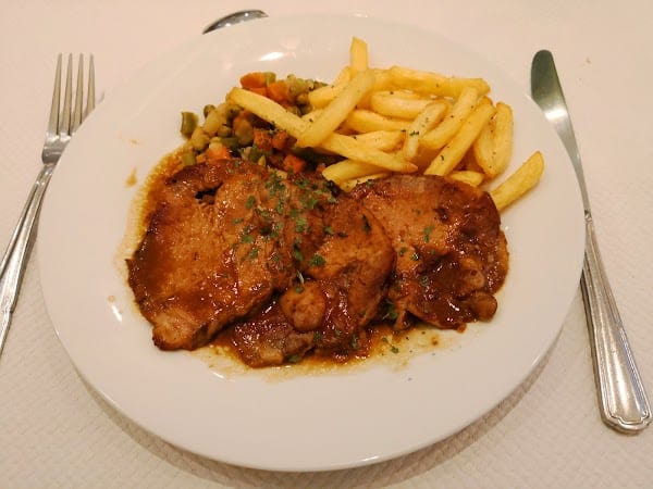 Restaurant La Cloche d’Or Verdun Meuse à Verdun, France