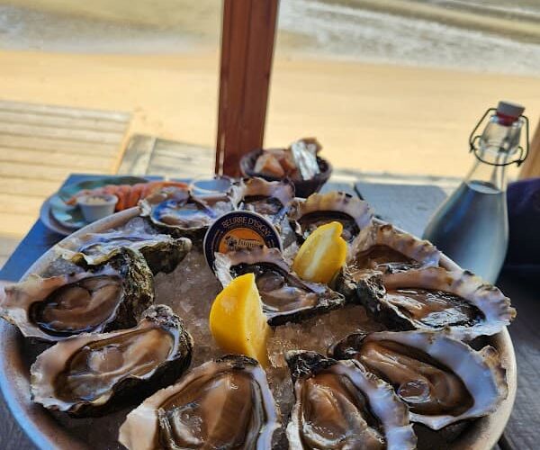 Restaurant La Conche à Huîtres-Lege Cap Ferret à Lège-Cap-Ferret, France
