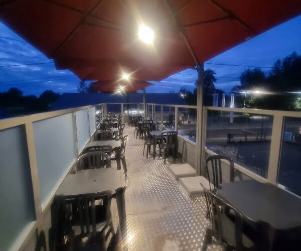 Restaurant La Fontaine aux Frites à Étalle, Belgique