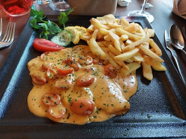 Restaurant La Fontana d’Aldo e Tino à Chapelle-lez-Herlaimont, Belgique