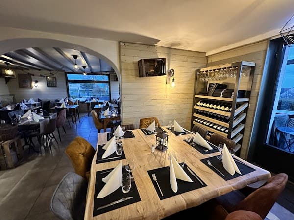 Restaurant La Grange de Tom à Champeaux, France