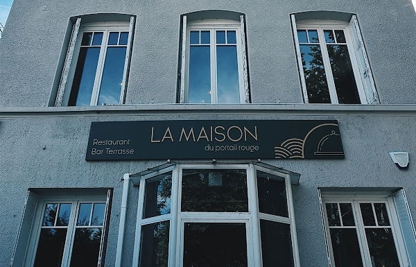 Restaurant La Maison du Portail Rouge à Saint-Étienne, France