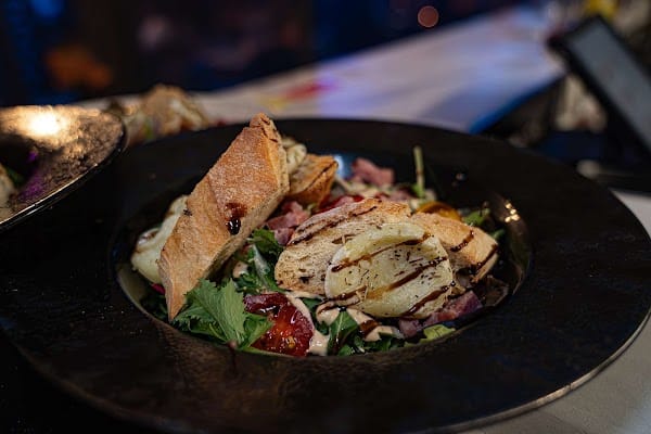 La Marina Lounge – Restaurant Plan de Campagne à Les Pennes-Mirabeau, France