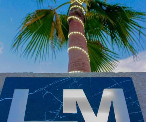 La Marina Lounge – Restaurant Plan de Campagne à Les Pennes-Mirabeau, France