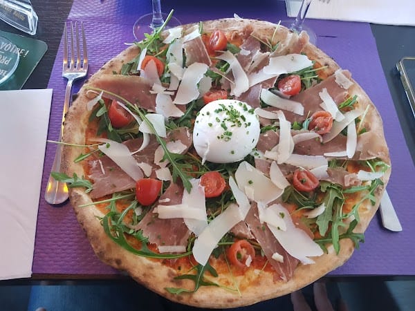 Restaurant La Mezza Luna à Clamart, France