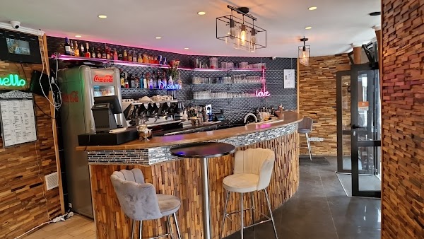 Restaurant La Nouvelle Marina à Pantin, France