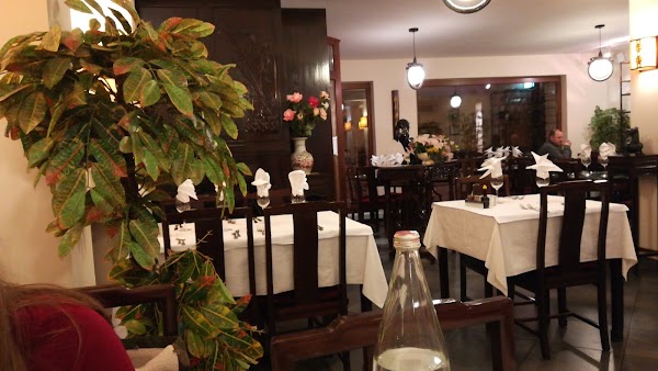 Restaurant La Perle Orientale à Étalle, Belgique