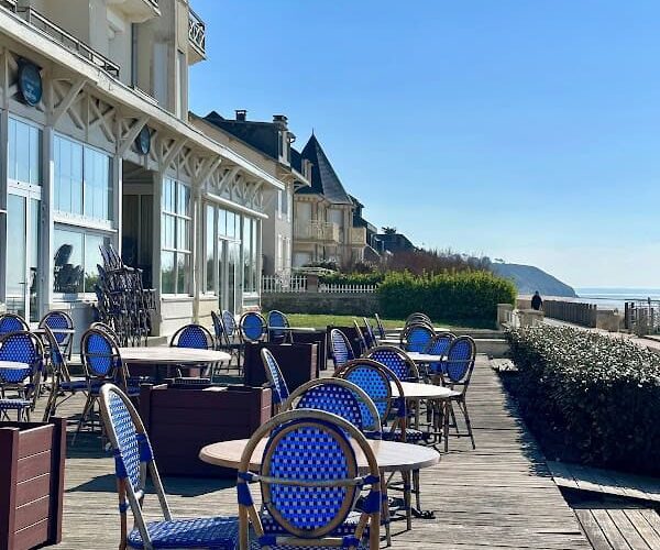 Restaurant La Promenade à Jullouville, France