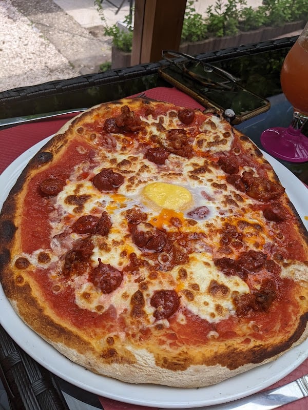 Restaurant La rose des bois à Garrebourg, France