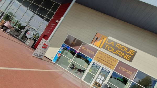 Restaurant La Roue Tourne à Jonzac, France