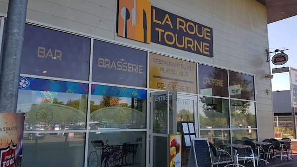 Restaurant La Roue Tourne à Jonzac, France