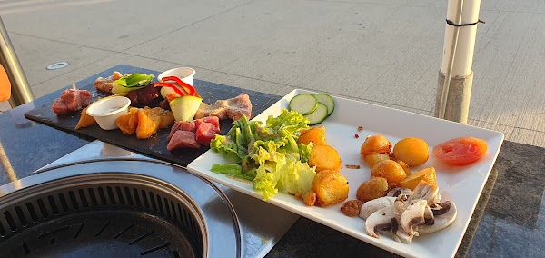 Restaurant la table à plancha grau du roi ( port Camargue) à Le Grau-du-Roi, France