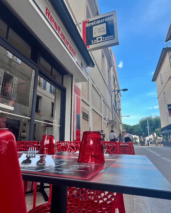 La Table Restaurant à Saint-Raphaël, France