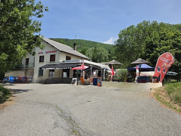 Restaurant La Trinité à Saint-Firmin, France