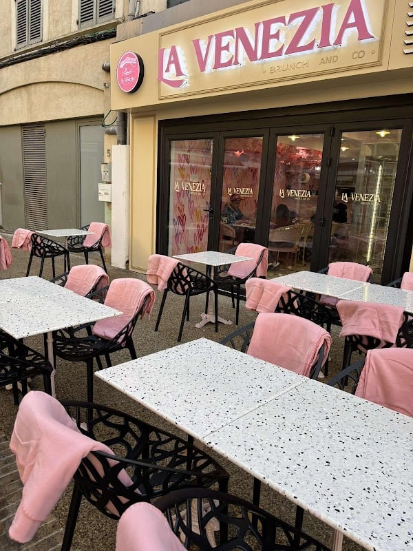 Restaurant La Venezia Brunch&Co à Martigues, France