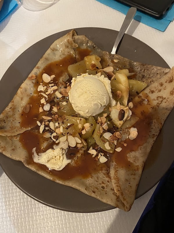 Restaurant L’Angelus à Clamart, France