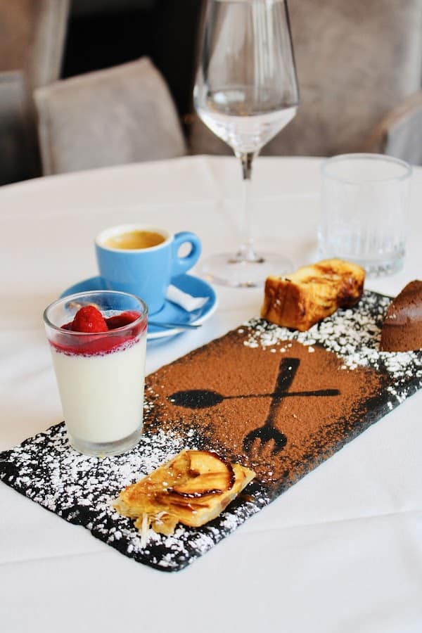 Restaurant L’Ardésia à Clamart, France