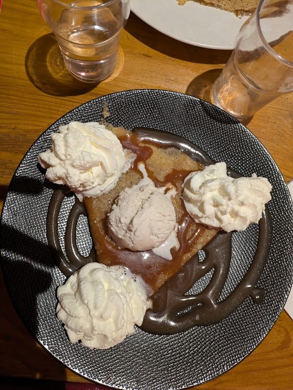 Restaurant L’Armorique à Rodez, France