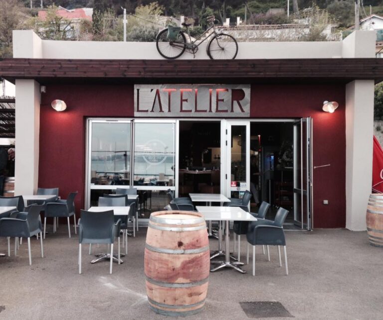 L’atelier restaurant à Istres, France — photo 1