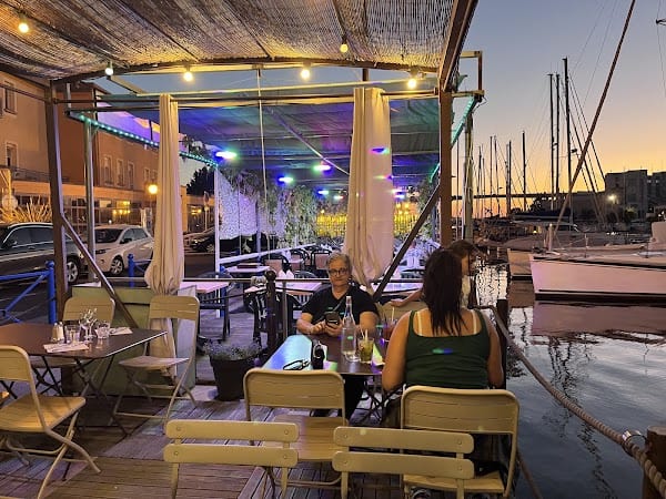 L’Authentique – Restaurant Martigues à Martigues, France