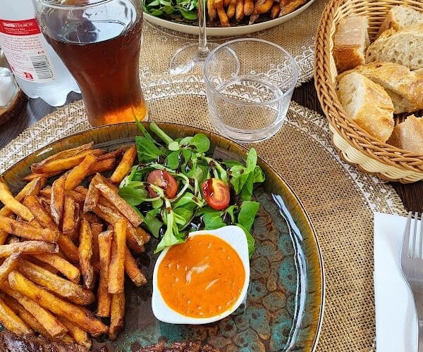 Restaurant LE 83 BY OLIVE à Carcans, France