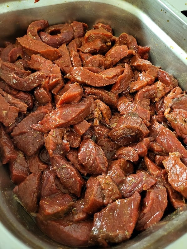 Le 974 – Restaurant Réunionnais à Martigues à Martigues, France