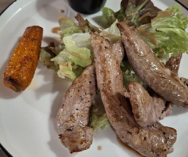 Le Bistroquet – Grill Restaurant à Rodez, France