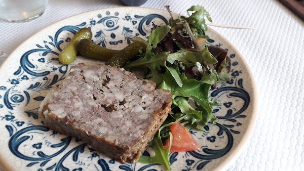 Restaurant Le Bistrot du Chapeau à Joigny, France