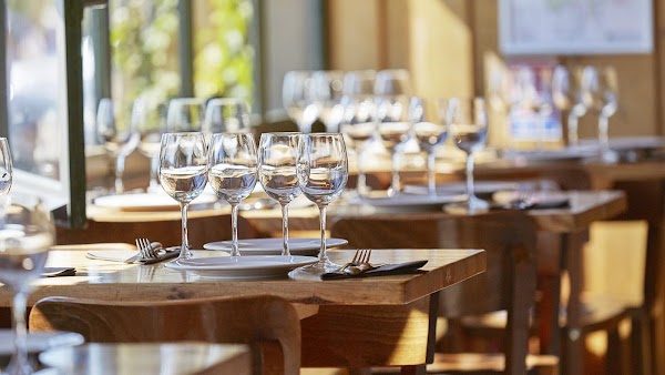 Restaurant Le Bouchon Du Ferret à Lège-Cap-Ferret, France
