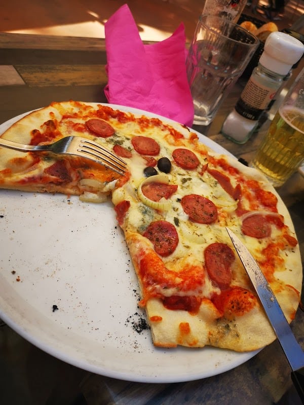 Restaurant Le Cabanon à Millau, France