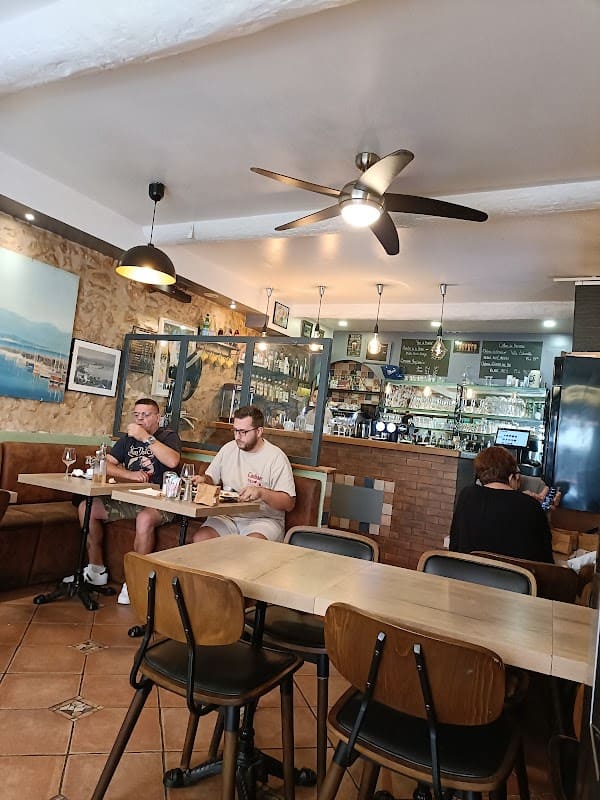 Restaurant Le Café Bandolais à Bandol, France